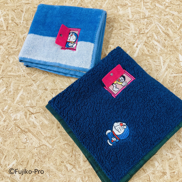 川辺が『ドラえもん』新作グッズを発表 プリントハンカチや刺繍バッグなど全ラインナップ公開