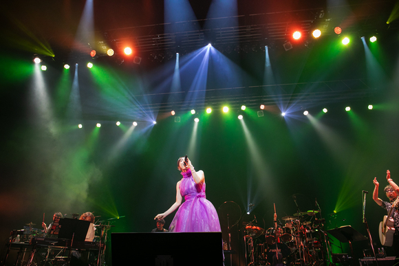 花澤香菜、KT Zepp Yokohamaでフルバンド編成ワンマン「HANAZAWA KANA Live 2026 “Clematis”」を開催